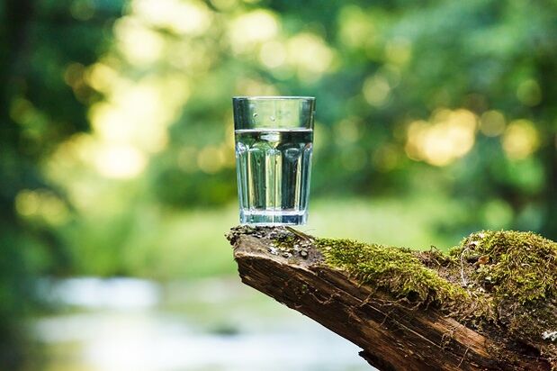 Schmelzwasser ist die beste Option für eine wasserbasierte Ernährung